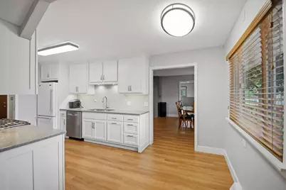 2022 Grand Avenue, Albert Lea, MN 56007 - Photo 9