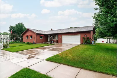 1003 S Elm Street, La Crescent, MN 55947 - Photo 1