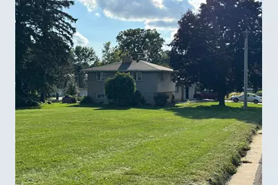 418 Monroe, Caledonia, MN 55921 - Photo 5