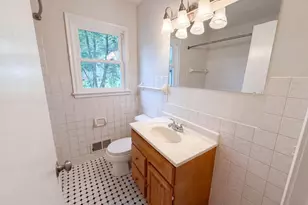 1587 Hudson Rd, Saint Paul, MN 55106 - Photo 9