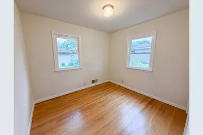1587 Hudson Road, Saint Paul, MN 55106 - Photo 11
