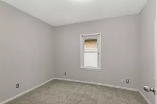305 Lawson Ave E, Saint Paul, MN 55130 - Photo 11