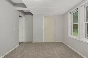 305 Lawson Ave E, Saint Paul, MN 55130 - Photo 9