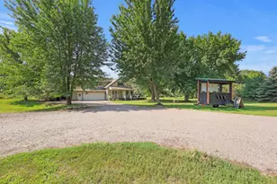 2761 90th St NE, Monticello, MN 55362 - Photo 31