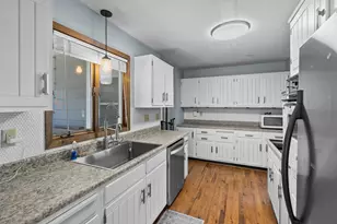 1109 Jefferson Ave, Marshall, MN 56258 - Photo 7