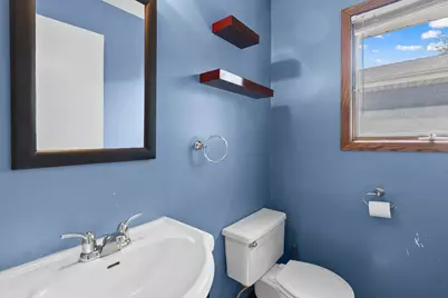 1109 Jefferson Avenue, Marshall, MN 56258 - Photo 23