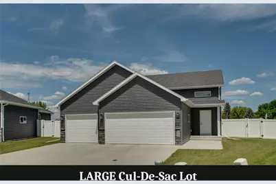 4514 13th Street S, Moorhead, MN 56560 - Photo 1