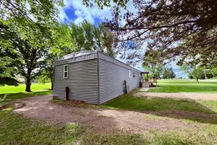 210 3rd Ave SW, Baudette, MN 56623 - Photo 7