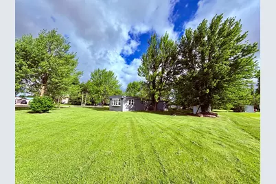 210 3rd Avenue SW, Baudette, MN 56623 - Photo 5
