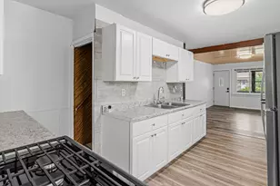 1423 Thomas Ave W, Saint Paul, MN 55104 - Photo 9