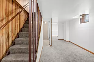 1423 Thomas Ave W, Saint Paul, MN 55104 - Photo 11