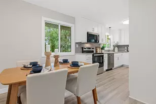2593 Germain St N, Maplewood, MN 55109 - Photo 5
