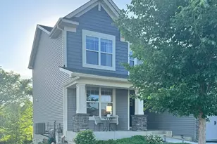 1562 Edgebrook Ln, Carver, MN 55315 - Photo 3