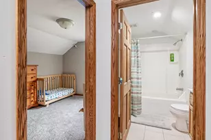 608 S 2nd St, La Crescent, MN 55947 - Photo 11