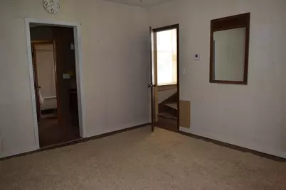 606 S Main Street, Blue Earth, MN 56013 - Photo 5