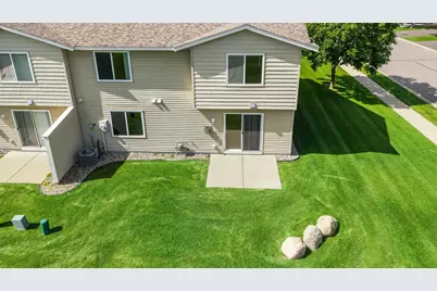 4244 Jarmann Lane, Shakopee, MN 55379 - Photo 37