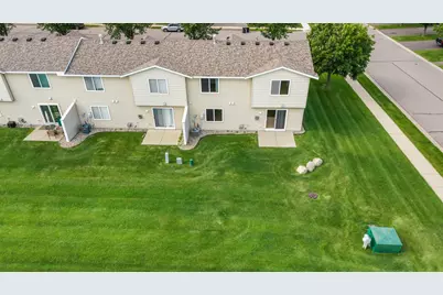 4244 Jarmann Lane, Shakopee, MN 55379 - Photo 39