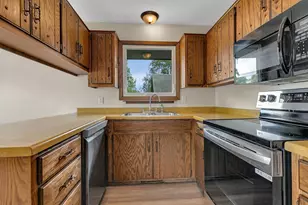 414 19 1/2 Ave N, Saint Cloud, MN 56303 - Photo 5