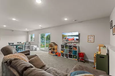 1008 Mulberry Avenue NE, Montgomery, MN 56069 - Photo 23