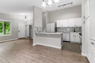 9712 Cimarron Cir, Minnetonka, MN 55305 - Photo 11