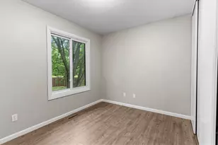 9712 Cimarron Cir, Minnetonka, MN 55305 - Photo 19