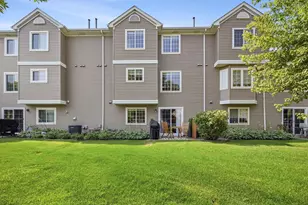 18232 Warbler Ln, Eden Prairie, MN 55346 - Photo 27