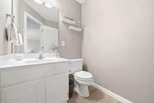 18232 Warbler Ln, Eden Prairie, MN 55346 - Photo 9