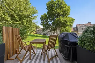 18232 Warbler Ln, Eden Prairie, MN 55346 - Photo 25