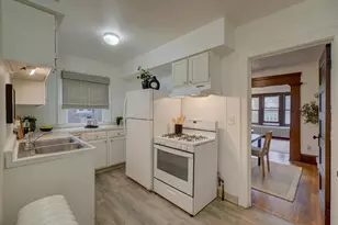 1088 Dayton Ave, Saint Paul, MN 55104 - Photo 25
