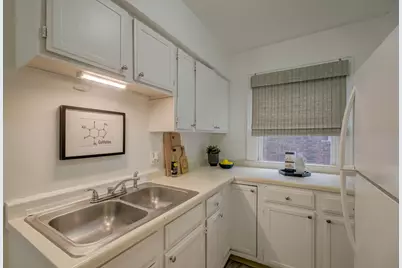 1088 Dayton Avenue, Saint Paul, MN 55104 - Photo 27