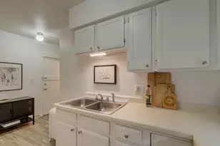 1088 Dayton Ave, Saint Paul, MN 55104 - Photo 29
