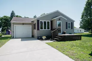 430 Birch St E, Trimont, MN 56176 - Photo 1