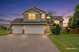 814 Brady Ln, New Richmond, WI 54017 - Photo 1