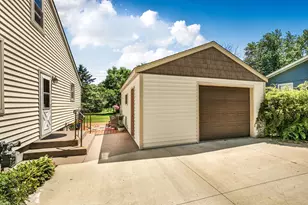 1114 34th Ave N, Saint Cloud, MN 56303 - Photo 3