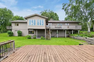 7474 Saratoga Dr, Chanhassen, MN 55317 - Photo 23