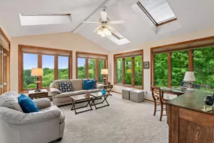 7474 Saratoga Dr, Chanhassen, MN 55317 - Photo 11