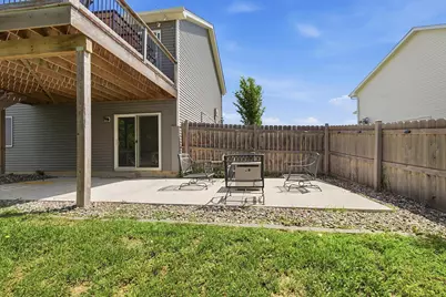 917 Mulberry Avenue NE, Montgomery, MN 56069 - Photo 7