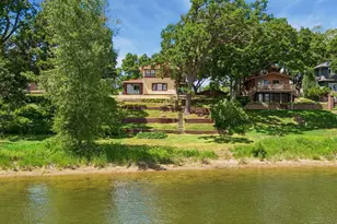 3940 Lake Curve Ave N, Robbinsdale, MN 55422 - Photo 7