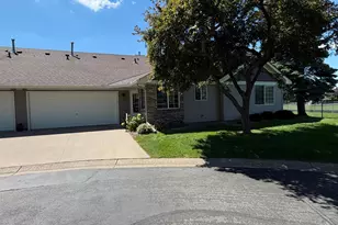 545 Lovell Ave, Roseville, MN 55113 - Photo 3