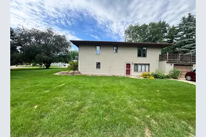 1525 Sayles Drive, Jackson, MN 56143 - Photo 5