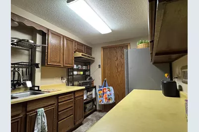 1525 Sayles Drive, Jackson, MN 56143 - Photo 11