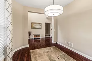 1179 Maple Ln W, Roseville, MN 55113 - Photo 9