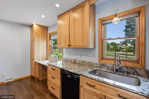 609 Nevada Ave E, Saint Paul, MN 55130 - Photo 3