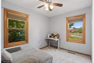 609 Nevada Avenue E, Saint Paul, MN 55130 - Photo 11