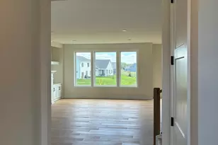 3627 Knightsbridge Trl N, Lake Elmo, MN 55042 - Photo 5