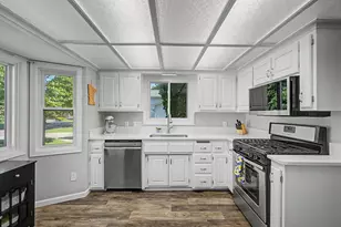 11120 Hampshire Ct E, Champlin, MN 55316 - Photo 5