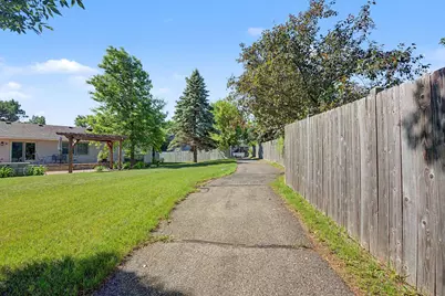 11120 Hampshire Court E, Champlin, MN 55316 - Photo 25