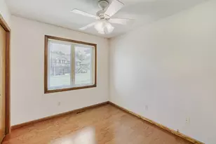 17390 Greenview Cir, Lakeville, MN 55044 - Photo 17