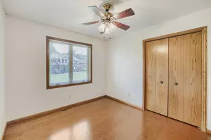 17390 Greenview Cir, Lakeville, MN 55044 - Photo 19
