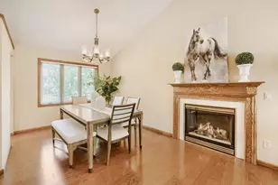 17390 Greenview Cir, Lakeville, MN 55044 - Photo 9
